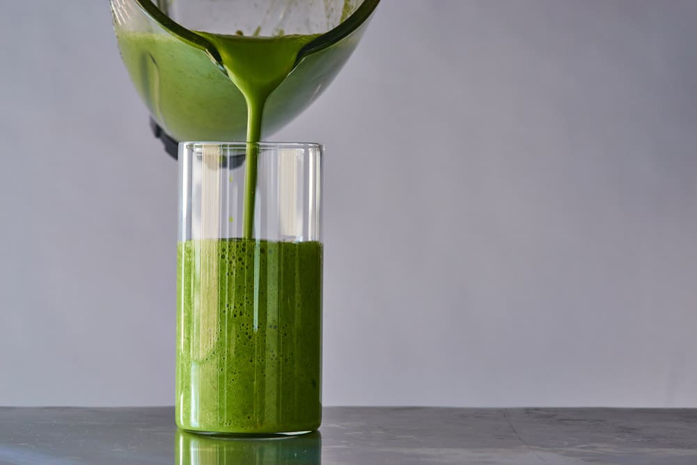 02_BR_smoothie_poured_017_webimg